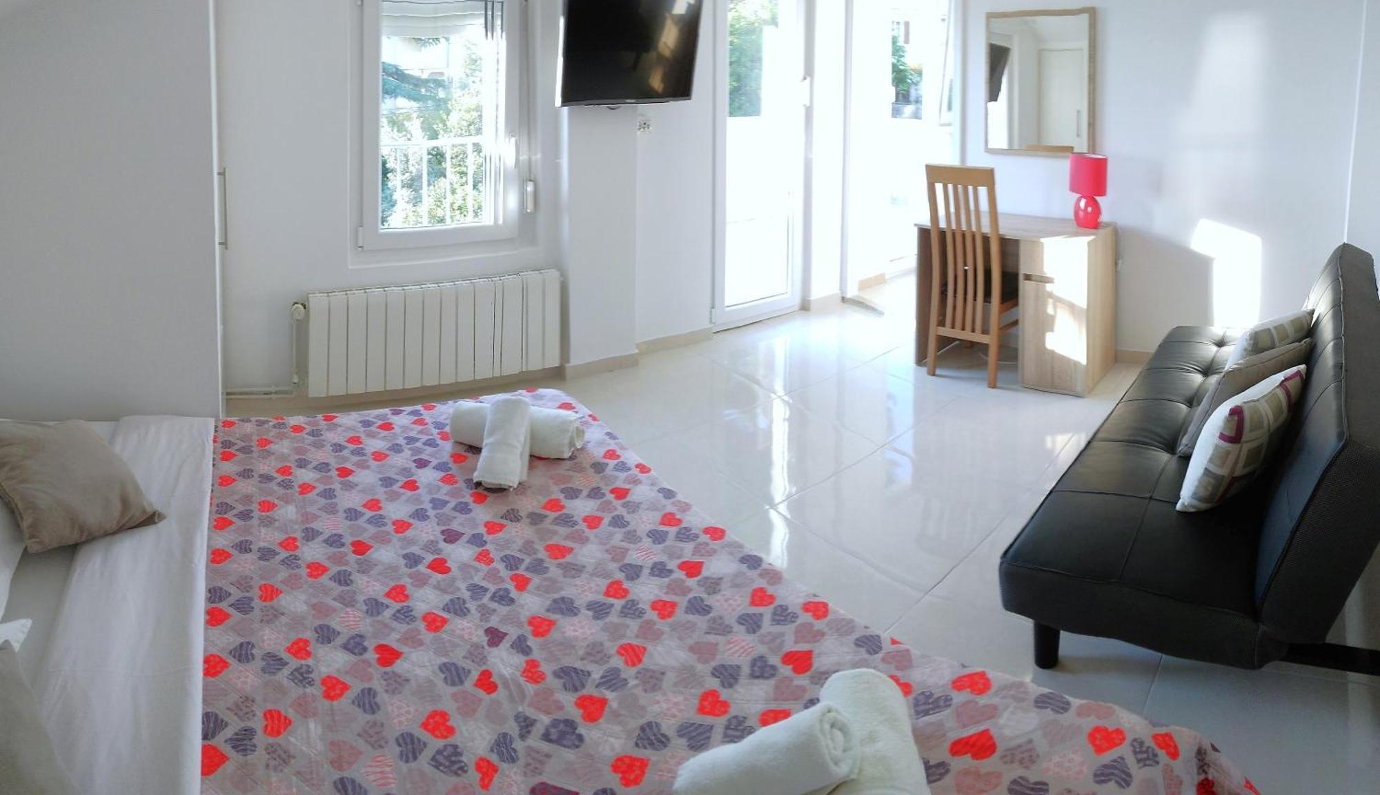 Guesthouse Cecilia 2 マリンスカ エクステリア 写真