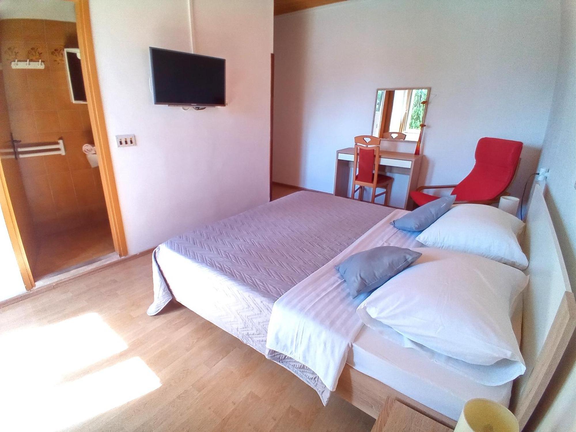 Guesthouse Cecilia 2 マリンスカ エクステリア 写真